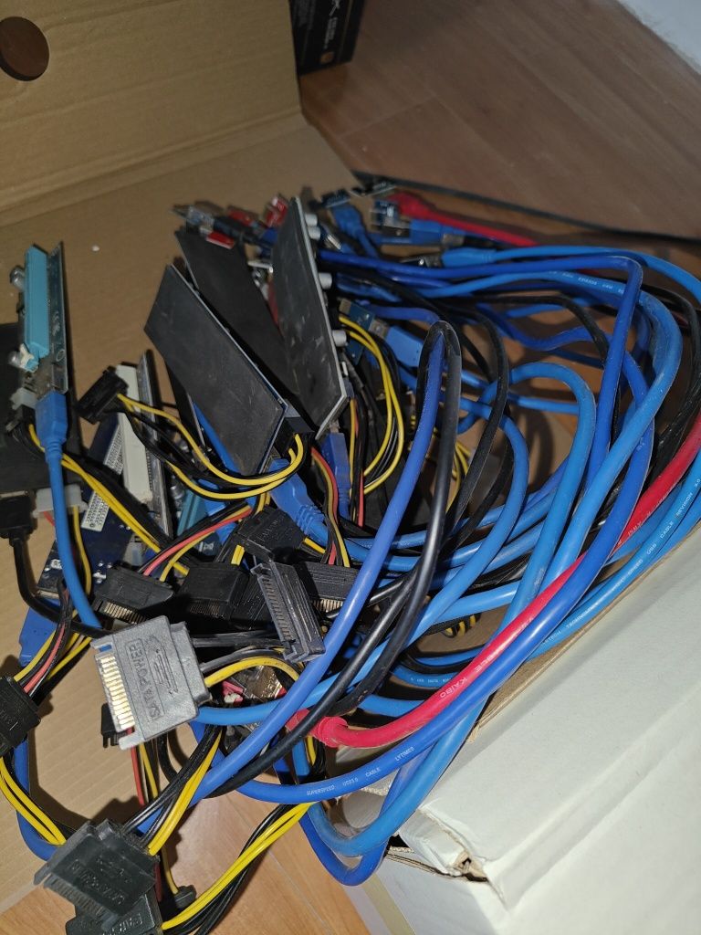 Placi de baza și risere mining