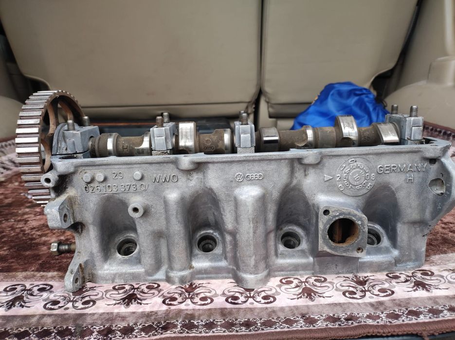 Продам. Головку Ауди. Фольксваген. 1,8.