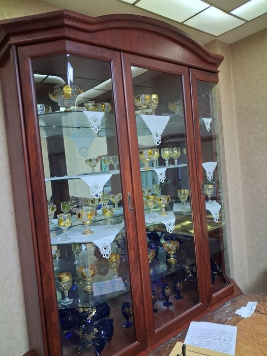 2 ta stenka va kamoti bn sotiladi