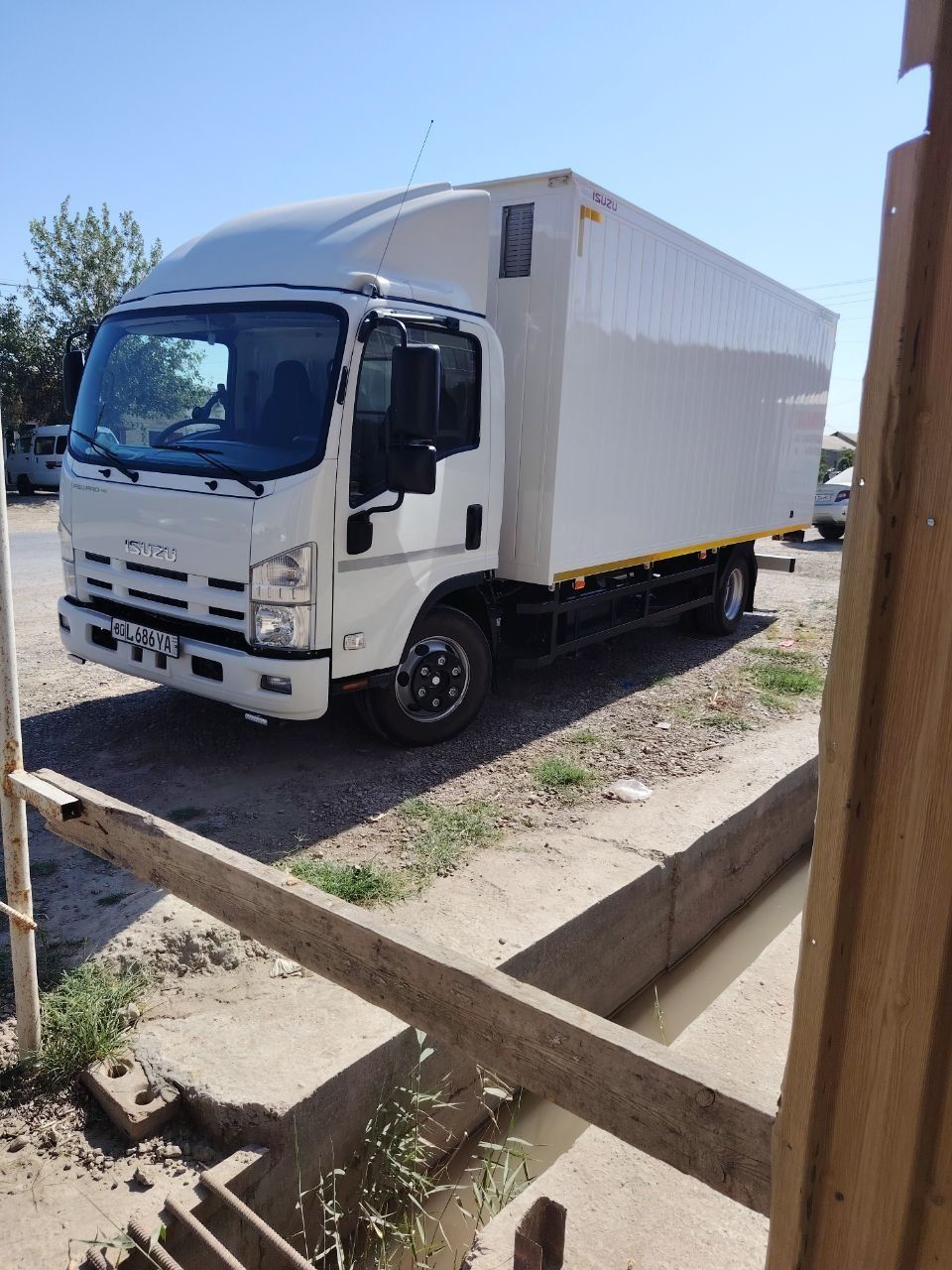 Isuzu NQR 90L L Comfort