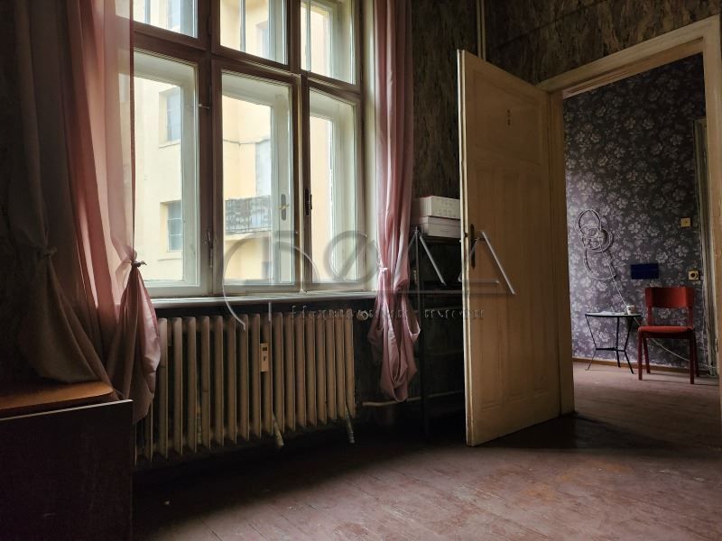 Продава се Двустаен апартамент в София, Яворов - 62 кв.м за 3323 €/кв.м - Снимка #3