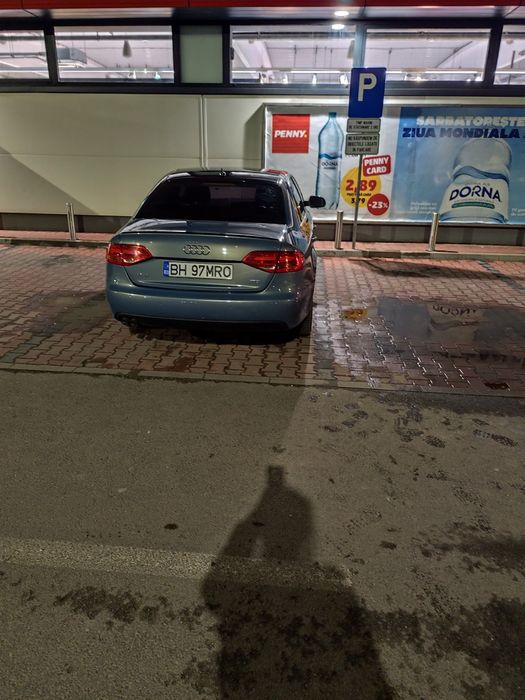 Vând sau schimb audi A4 b8