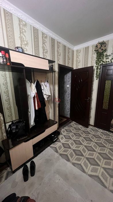 Дустлик 1   2х.ком.квартира. 2этаж.5этажка    два балкона 2х3