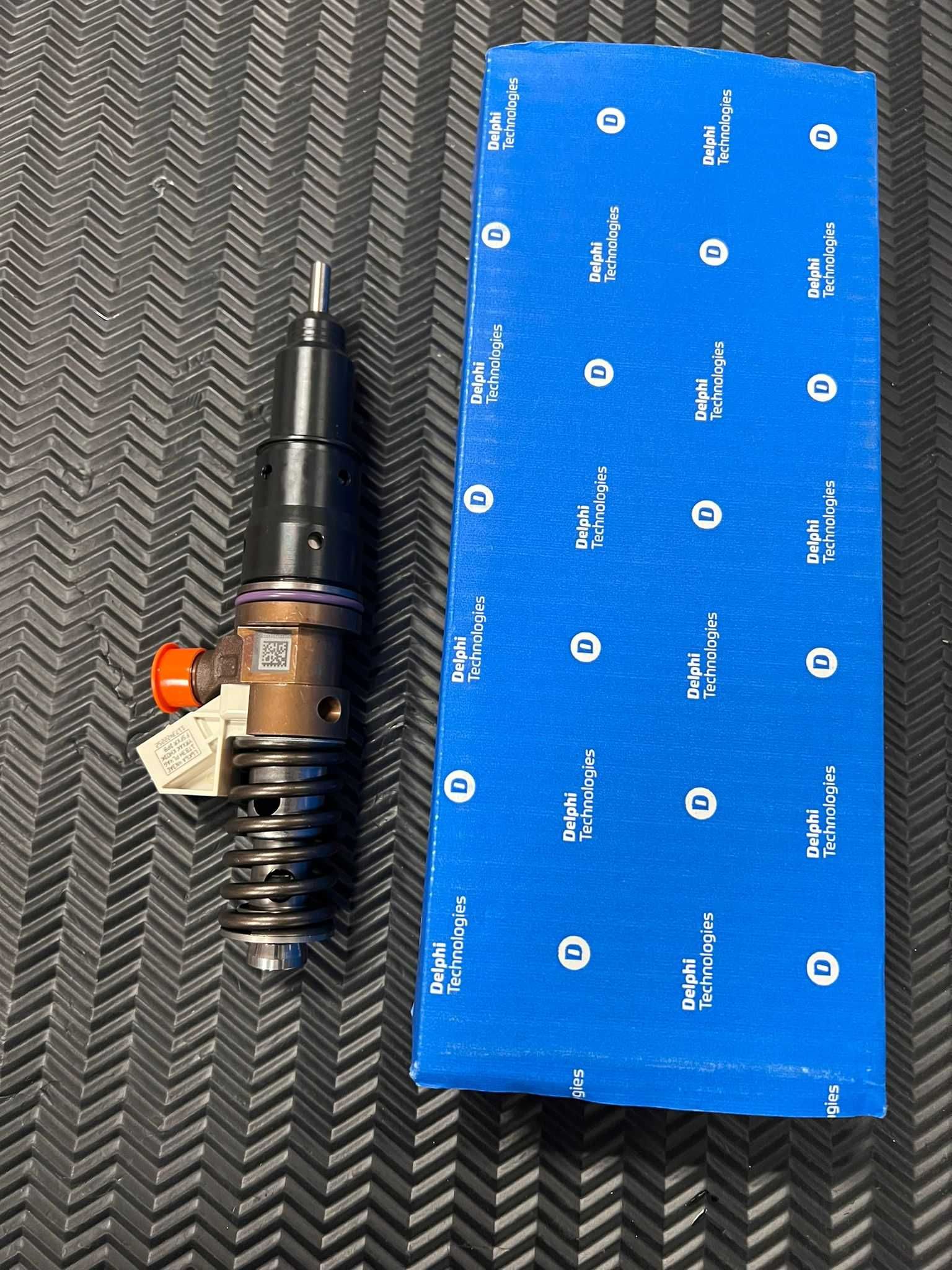 Injector VOLVO Euro 6 480 22569106 NOU