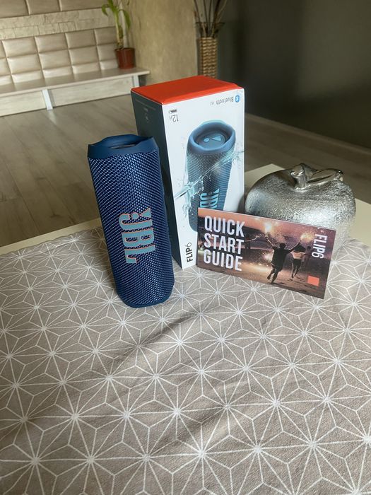 JBL Flip 6 (почти нова)