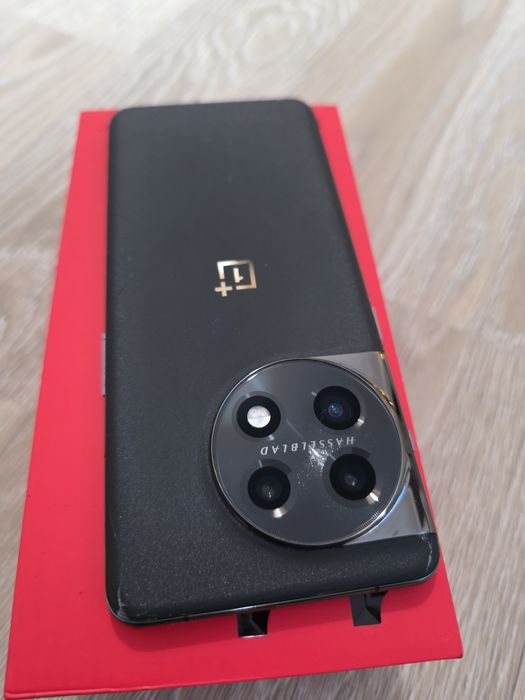 OnePlus 11 16/256 + Buds Pro 2