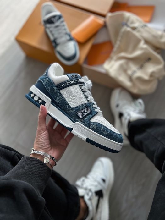 Louis vuitton / 41-45 / Livr 1 zi / verificare colet