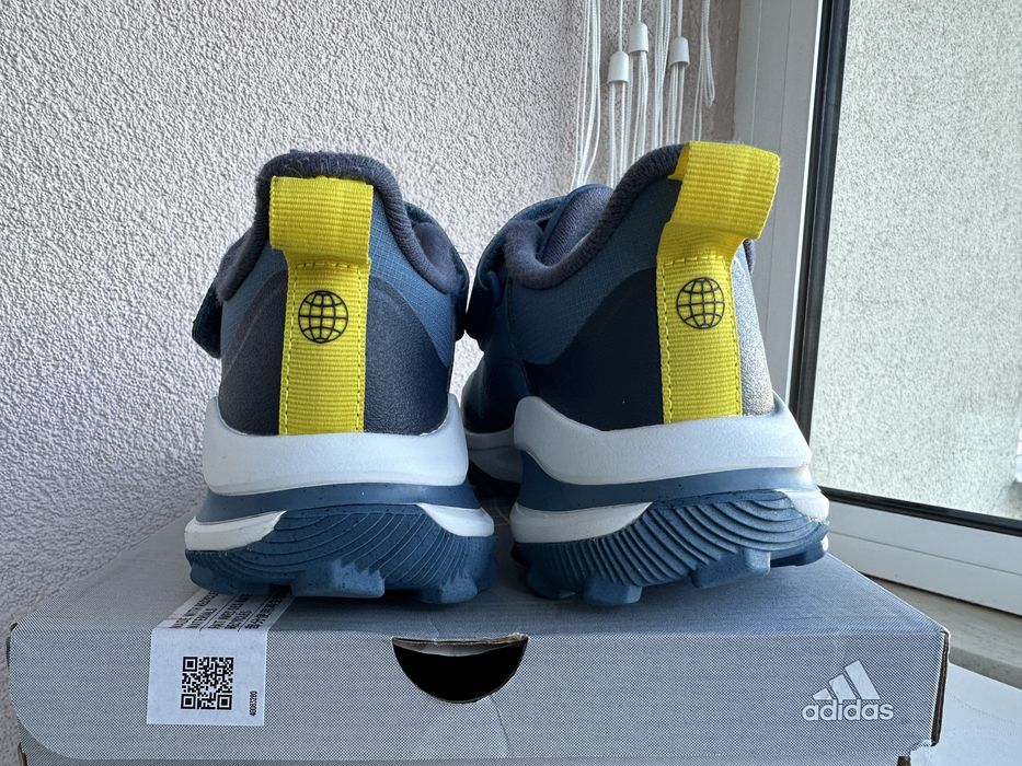 Нови детски маратонки adidas fortarun atr 34 и 35 номер