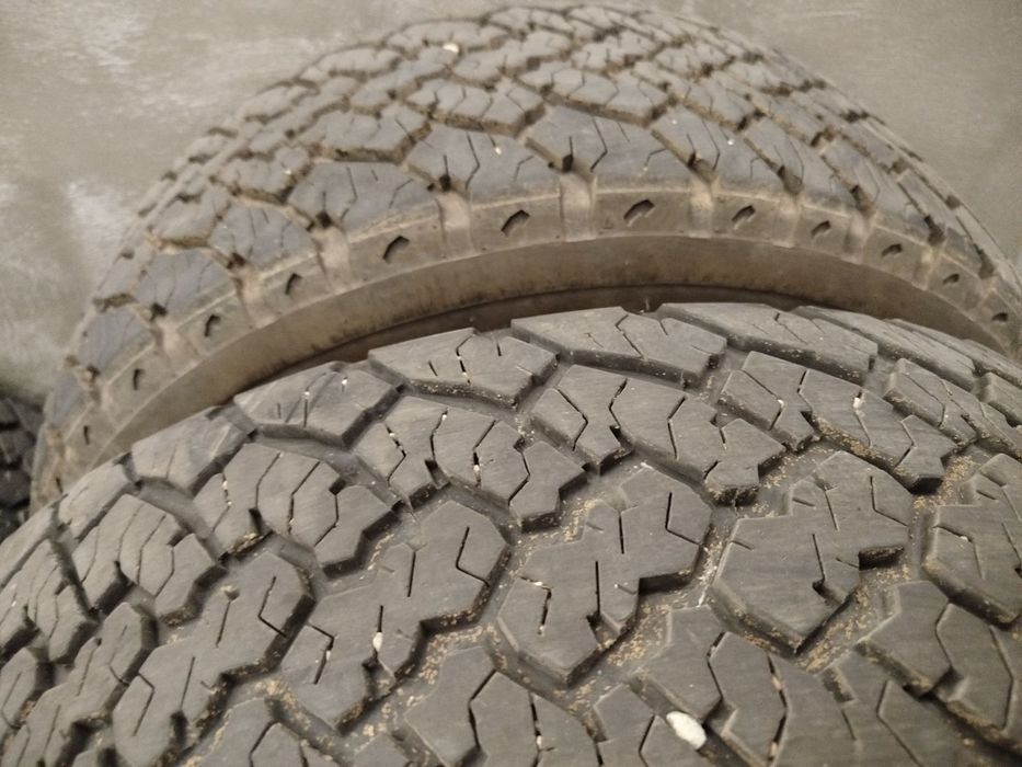 Гуми за СУВ -размер 255/60/18 - DOT23