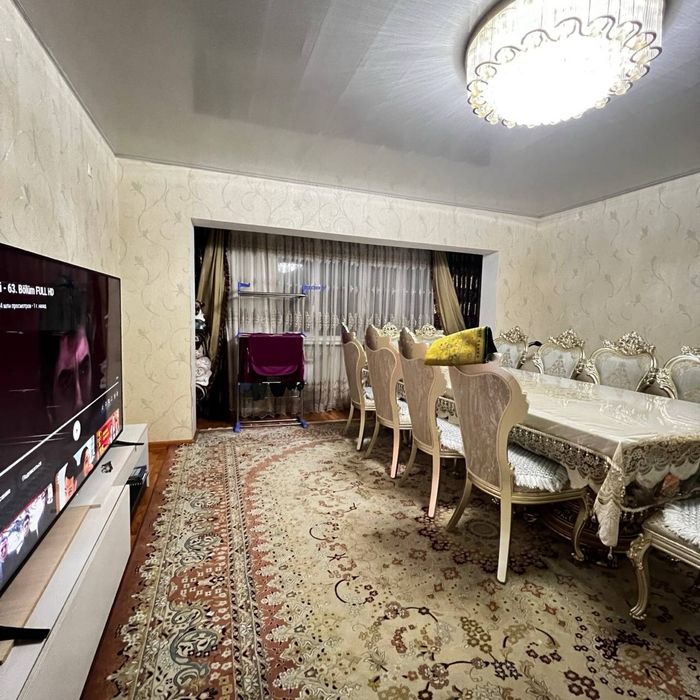 Продам квартиру мирзо улугбек район массив ялангач