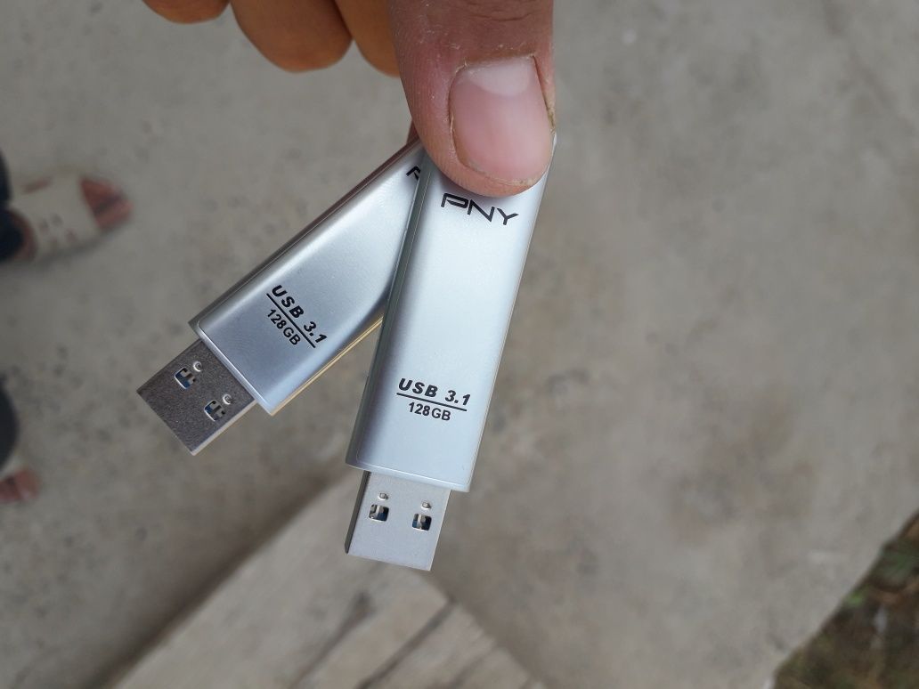 USB- Fleshka 128gb