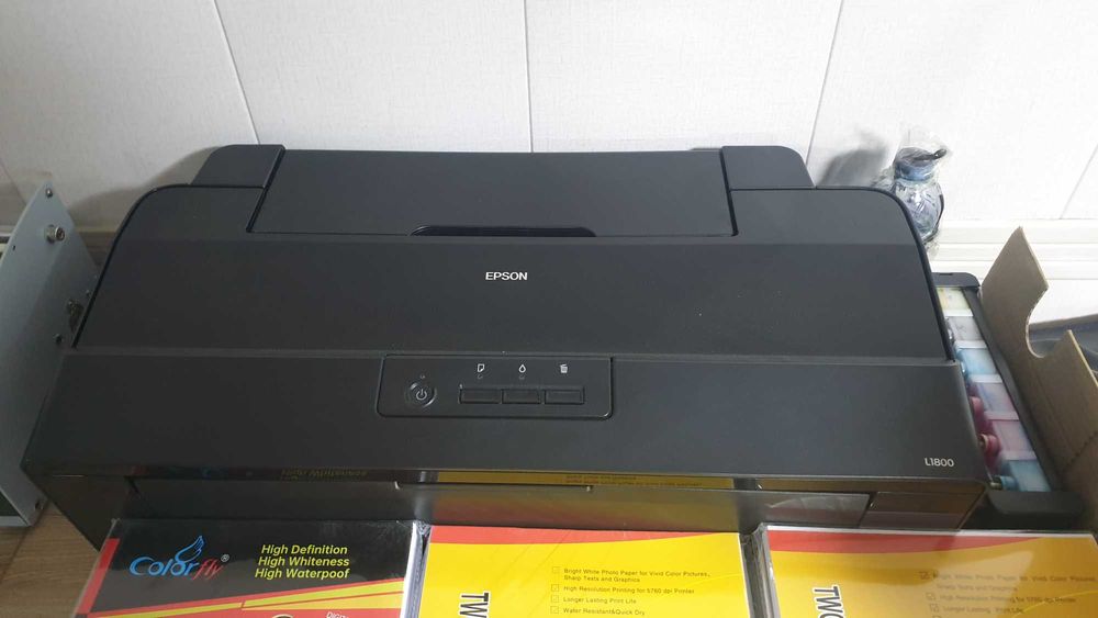 Epson L1800 sotiladi