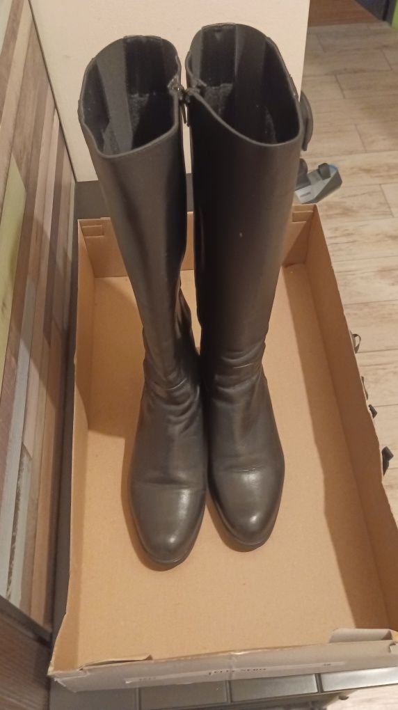 Дамски кожени ботуши PELLE NERO 38