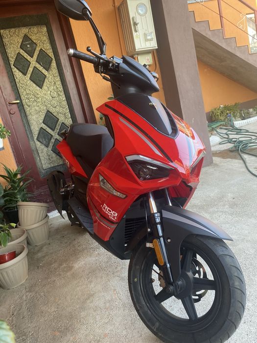 Scuter 125cc 4 timpi 2025 nou