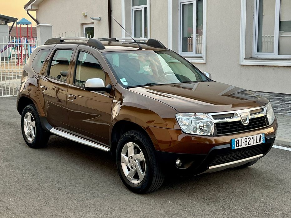 Vând Dacia Duster eur 5 an 2012 motor 1.5 diesel
