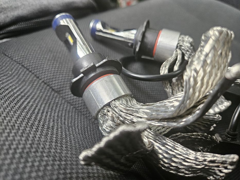 Becuri LED H7 becuri