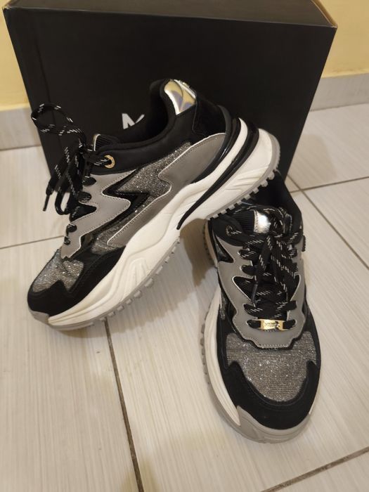 Дамски сникърси / маратонки Mexx