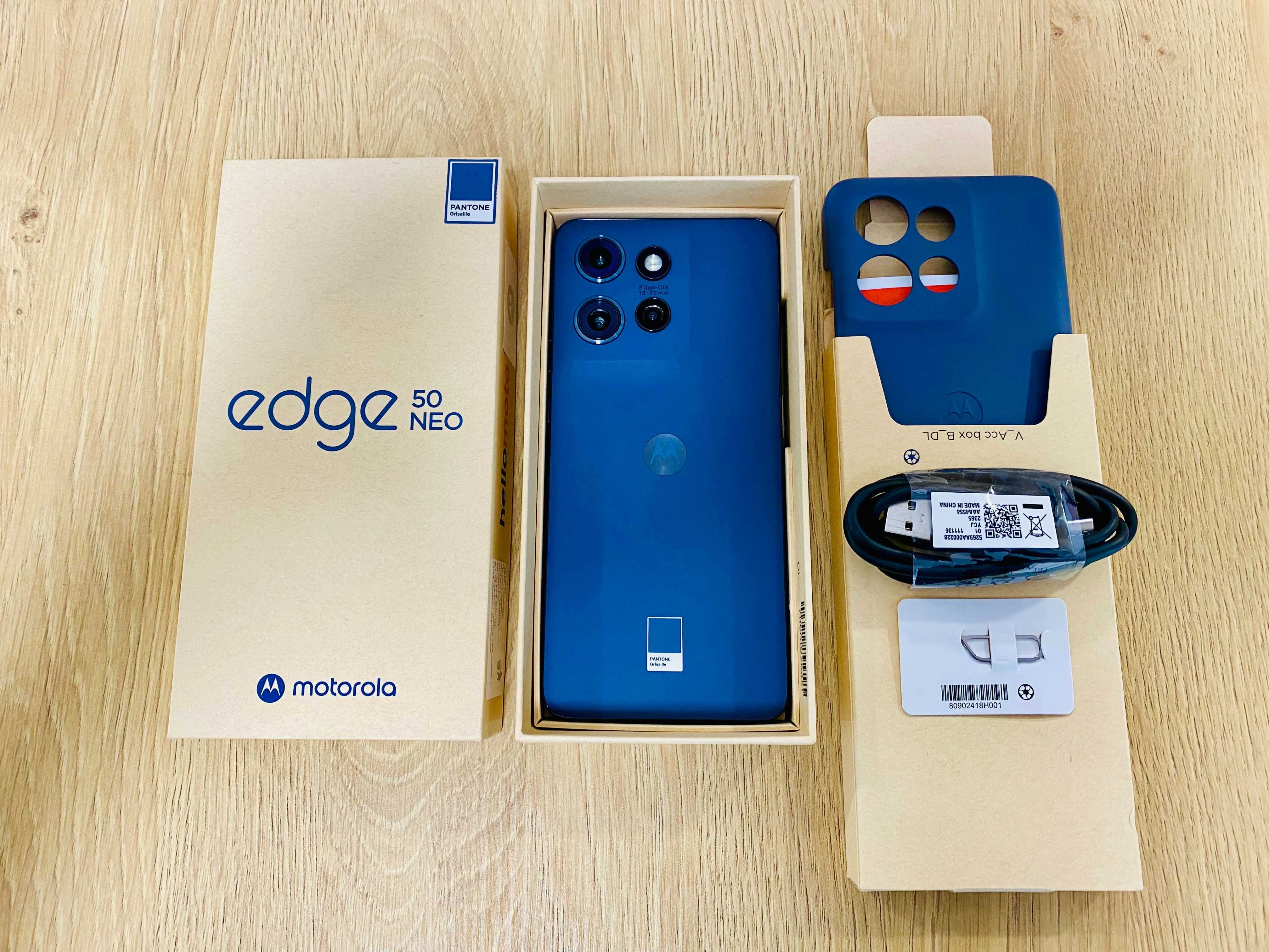 НОВ !!! Motorola Edge 50 Neo, 256GB, 8GB RAM, 5G, Pantone Nautica Blue