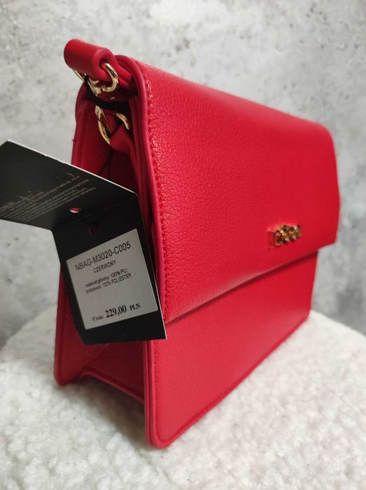 Червена чанта Nobo