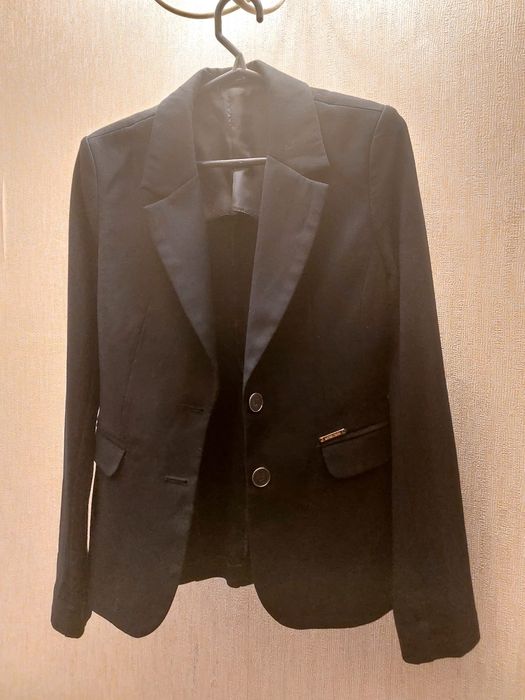 Пиджак для девочки и кюлоты на 11-12 лет