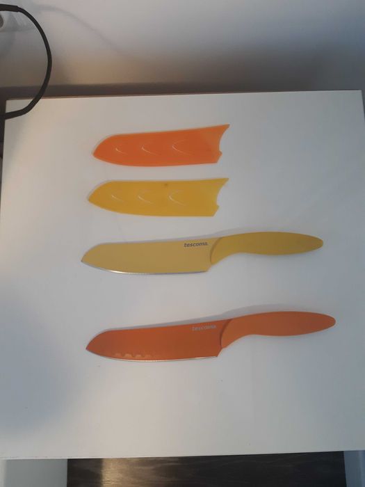 Set 2 cutite bucatarie .