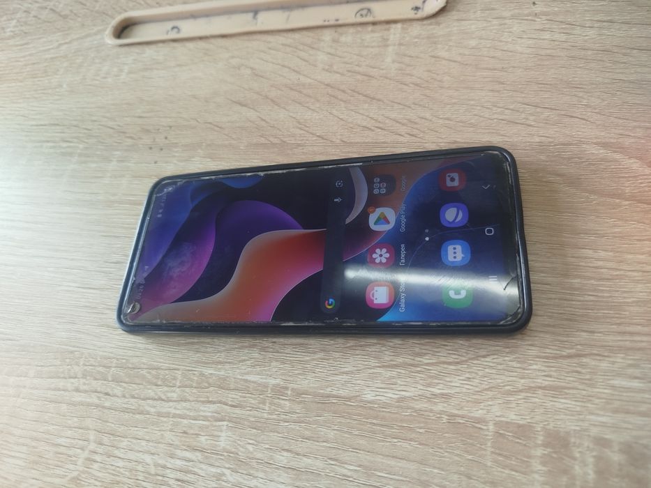 A21 S sotiladi srochna