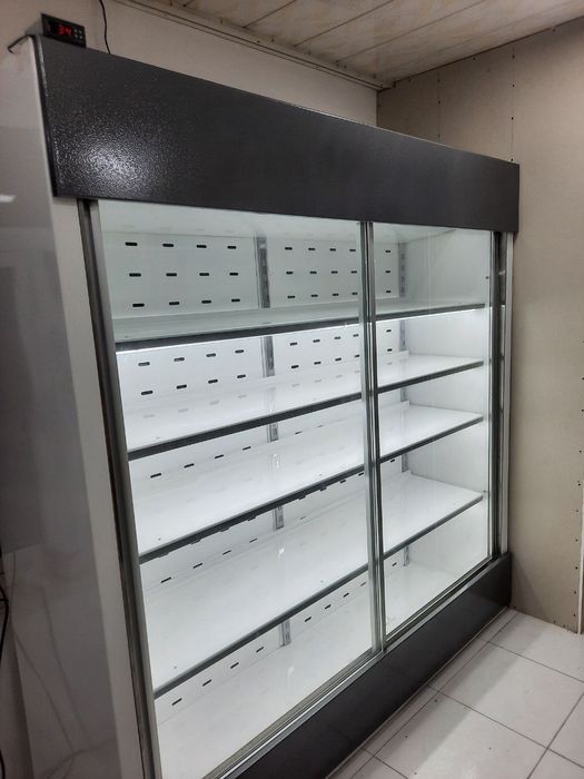 Витрина холадиьлник