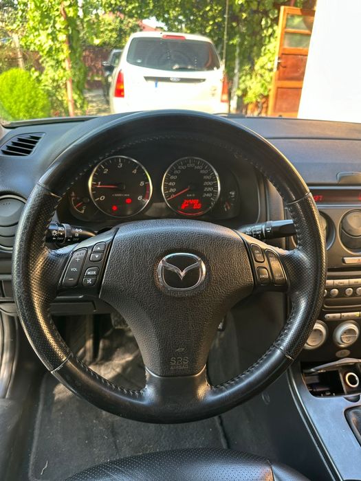 Mazda 6 Sedan 2.0 OFERTA!!!