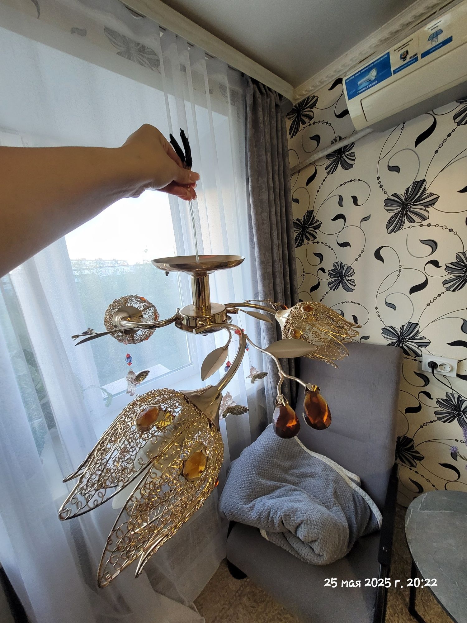 Люстра в спальню