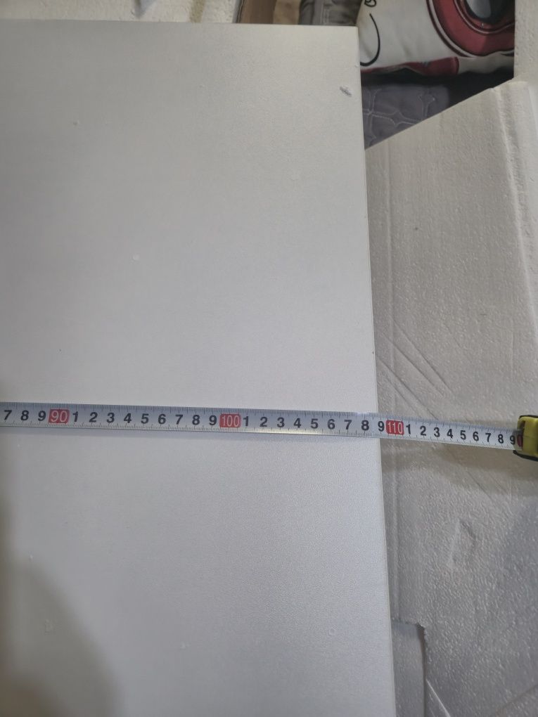 LED Холна Бяла   с 16 цвята LED светлини