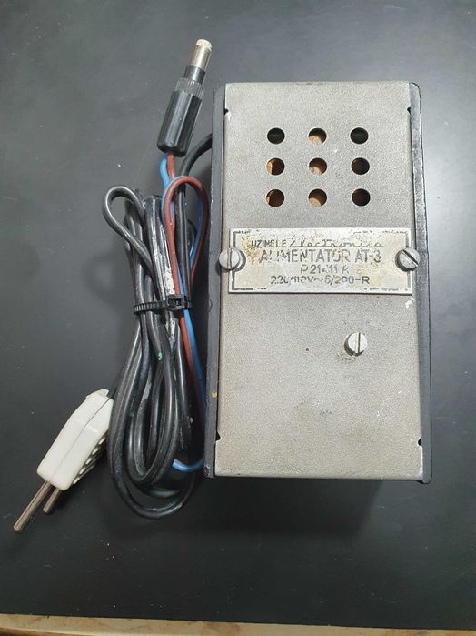 Sursă de alimentare pentru aparate radio tip AT3