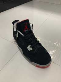 Vand Jordan retro 4 bred