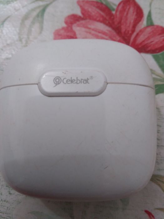 Кейс для наушников Celebrat W25