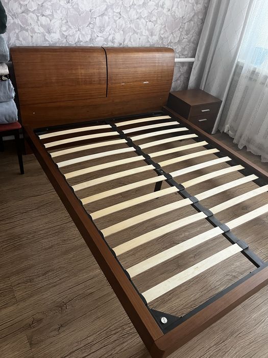 Отдам бесплатно кровать 2 спальная