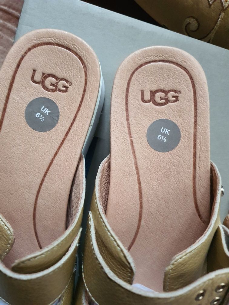 Sandale de piele UGG