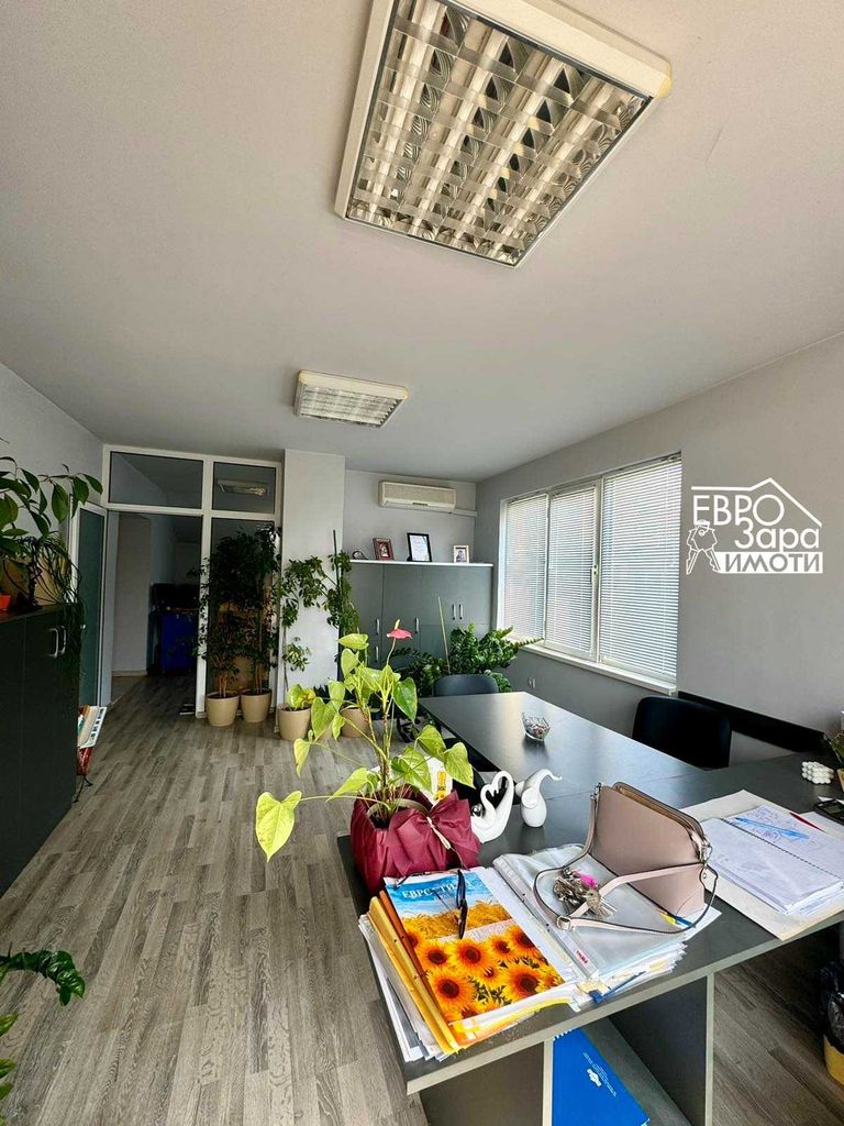 Продава се Офис в Стара Загора, Опълченски - 74 кв.м за 973 €/кв.м - Снимка #1