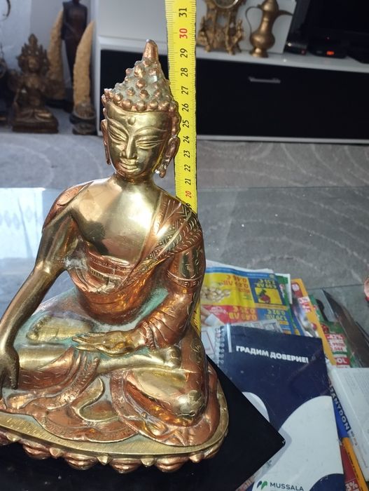 Различни бронзови предмети