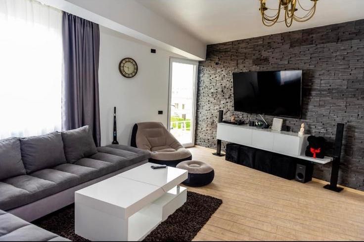 Vând Apartament cu două camere în Eforie Nord la 600 m de plaja