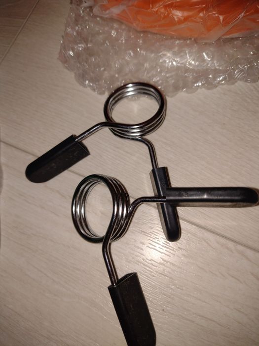 Vând halteră Gorilla Sports 35 kg, bara Z, discuri cauciucate, Nou