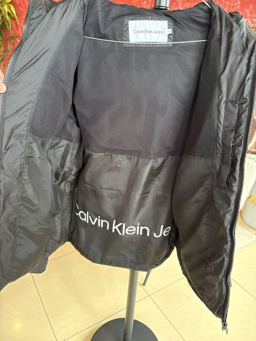 Зимно яке неразличимо от ново