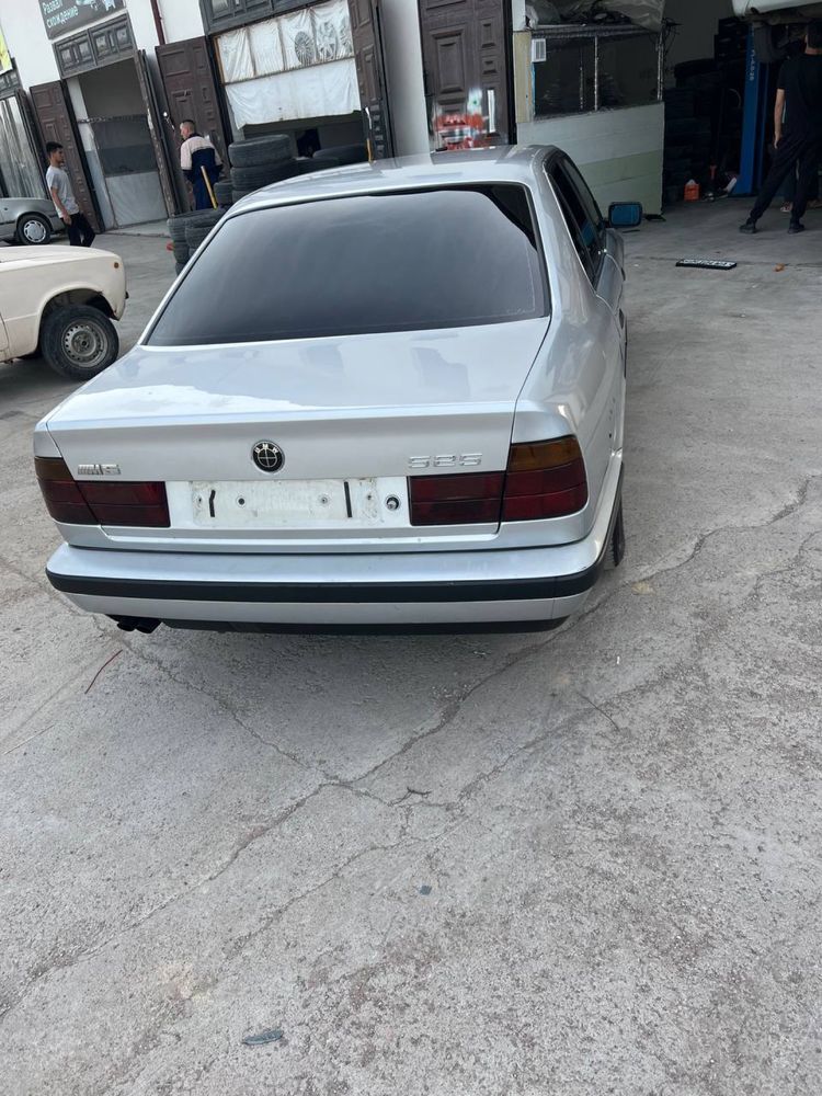 Bmw e34 sotiladi holati yahshi