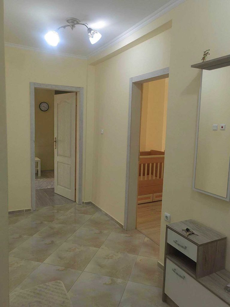 Продава се Тристаен апартамент в Несебър - 93 кв.м за 1081 €/кв.м - Снимка #1