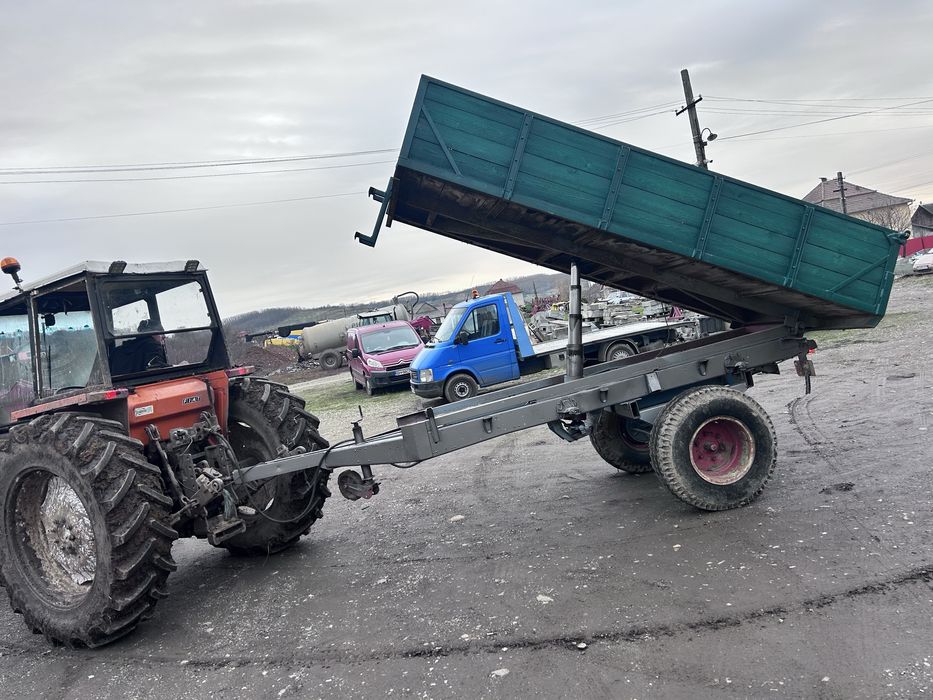 Remorca basculabila pe spate !!!