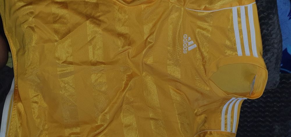 Tricou sport Adidas ClimaLite culoare galben marime S-M