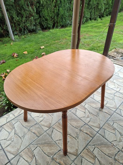 Трапезна разтегателна маса