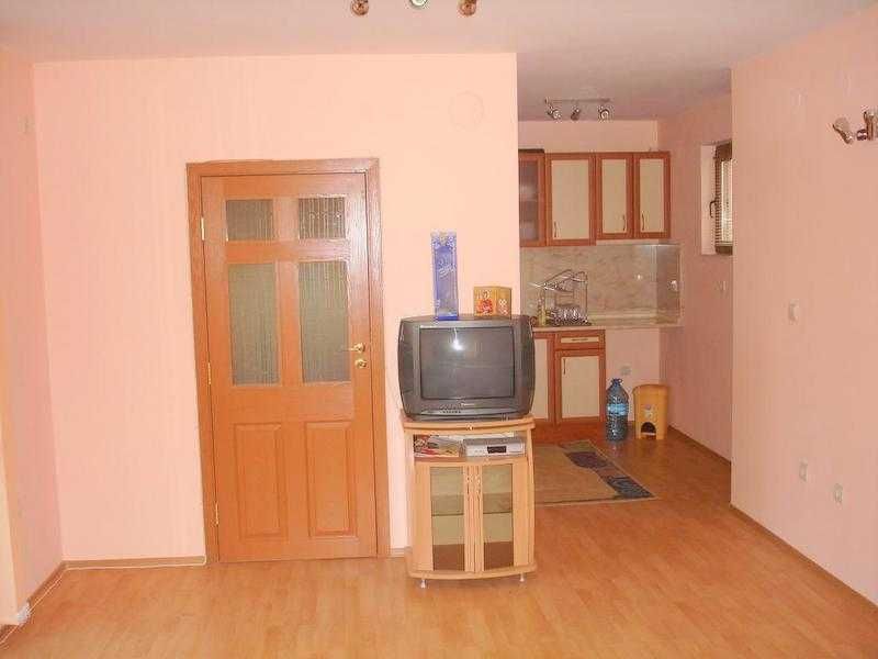 Продава се Къща в с. Александрово, Област Бургас - 185 кв.м за 400 €/кв.м - Снимка #1
