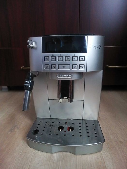 Aparat cafea Delonghi Magnifica S Plus
