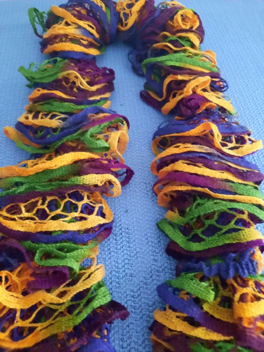 Deosebit fular dantelat multicolor