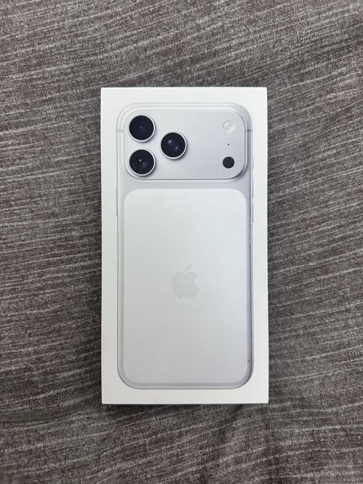 iPhone 17 Pro Max Silver 256 GB Sim