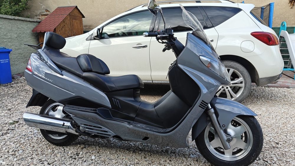 Vând Suzuki burgman 400